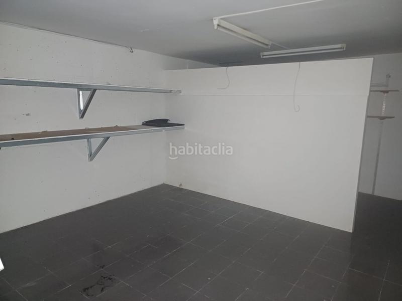 Foto a9ab45cb-4ce9-4807-81ba-08a4369af937. Alquiler local comercial en sant ildefons 11 , centro, local comercial, peatonal en Tortosa