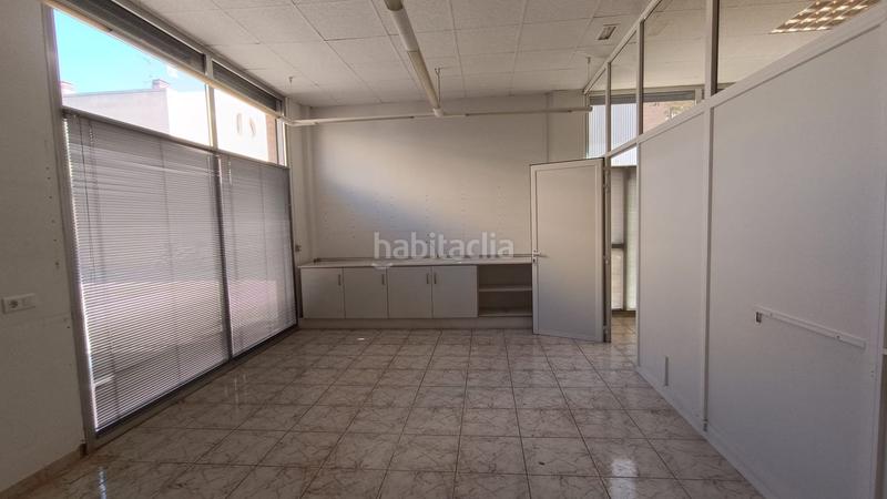 Foto dc7b93d5-d329-412d-b2fd-87f065018734. Lloguer local comercial a tamarit i gil 5 a Ferreries Tortosa