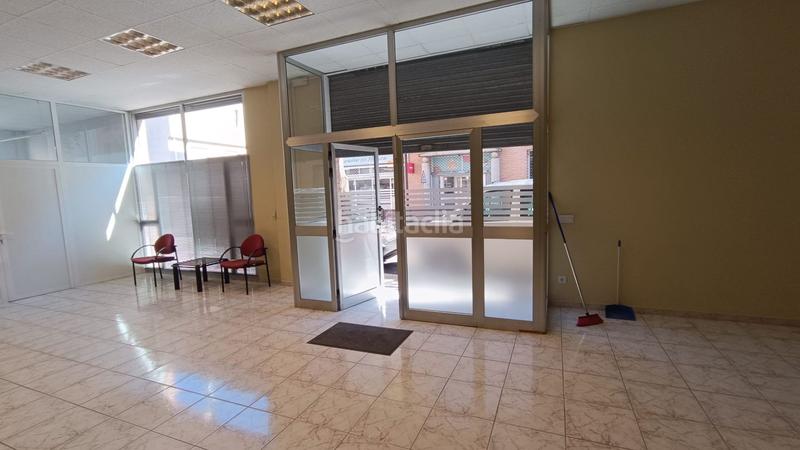 Foto eac766e4-e844-46d7-b2da-3bf195f9d25b. Lloguer local comercial a tamarit i gil 5 a Ferreries Tortosa