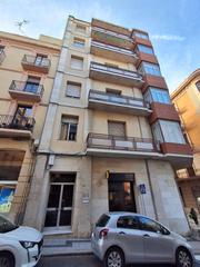 Location Appartement à Teodoro gonzalez 28. Tortosa, centro, ascensor