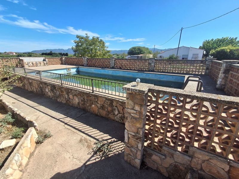 Foto 5ac4a400-9573-4c0f-bc14-b1f596f3ed17. Casa amb calefacció piscina a Jesús - Els Reguers Tortosa
