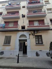Flat in Marques de comillas 8. Piso, ferreries, bajo, patio comunitario