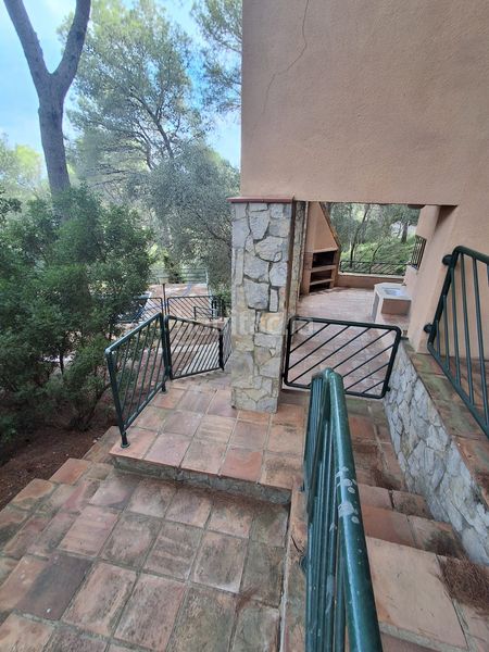 Foto 0ab15baa-d7da-42c6-89fc-9b9b18cdc6a0. Casa amb piscina a Urbanitzacions Tortosa