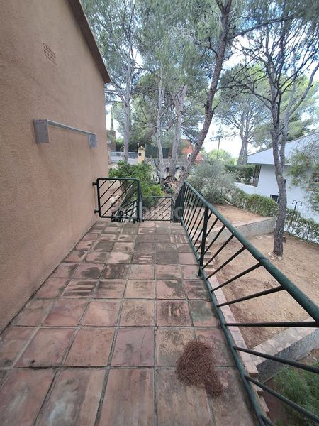 Foto c9f29117-0e43-440c-8281-73d957019704. Casa amb piscina a Urbanitzacions Tortosa