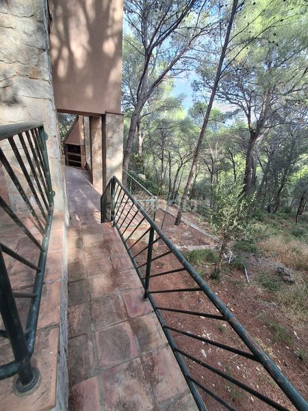 Foto eada8994-33ad-4a31-afc5-7a1d87490b84. Casa amb piscina a Urbanitzacions Tortosa