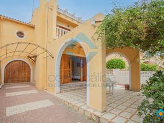 Casa in Bahia. Casa a la venta en puerto de mazarrón