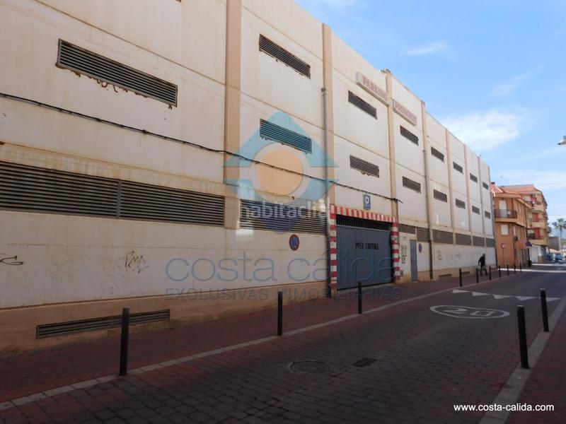 Foto c110c621-e01f-4a77-a0df-5b3b5e1e14de. Parking coche a la venta plaza de aparcamiento en puerto en Mazarrón