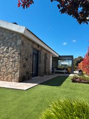 Xalet  Calle polaris. **chalet exclusivo en guadalix de la sierra - tu refugio moderno