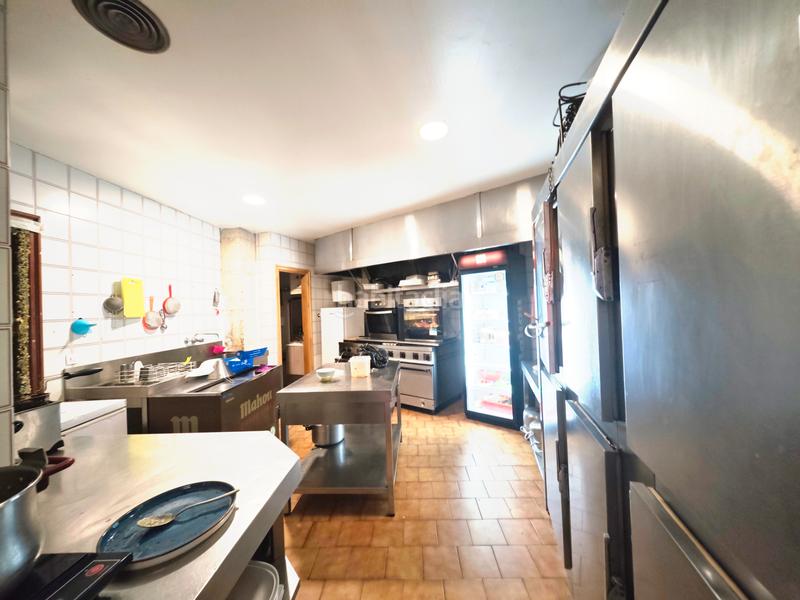 Foto 9c6fc710-31bc-41f4-875c-69307ad1bfbd. Local comercial amb calefacció a Embajadores-Lavapiés Madrid