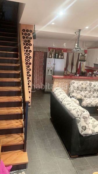 Foto a56abbbe-9155-41b2-84f0-6c4948802ca4. Chalet en Adrada (La)