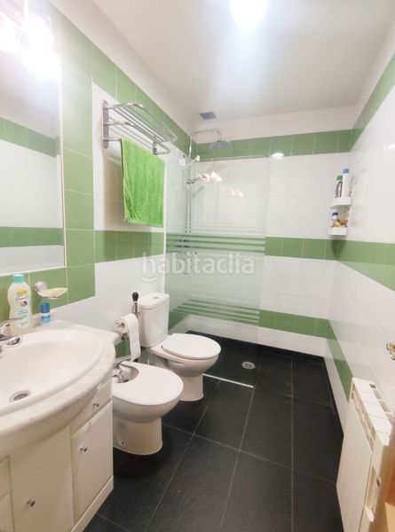 Foto a7d6a2f1-19a1-42fe-83ad-818bfa699794. Chalet en Adrada (La)