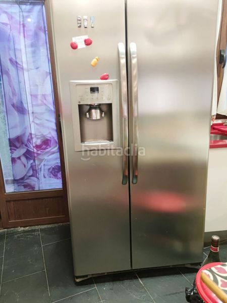 Foto dee69f43-1275-4063-8011-5f32f589cbfd. Chalet en Adrada (La)