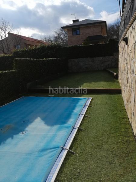 Foto 820ec2fb-4b09-4c93-bd6e-63c40890dce3. Xalet amb xemeneia calefacció aparcament piscina a Mataelpino