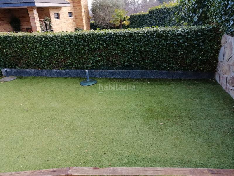 Foto 8f1ed728-64ae-483b-95d1-f0070099c4de. Xalet amb xemeneia calefacció aparcament piscina a Mataelpino