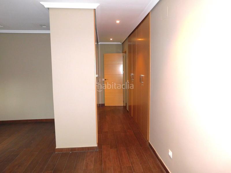 Foto 7b70711f-c827-4cc2-8919-c82d7cb87072. Chalet dans Colonia Torrelodones