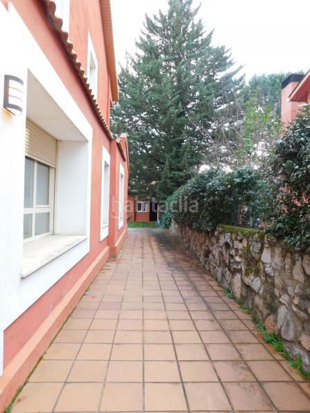 Foto 34aa9e6c-e5e4-419e-b13e-ffbf4a4bddb0. Chalet in Colonia Torrelodones