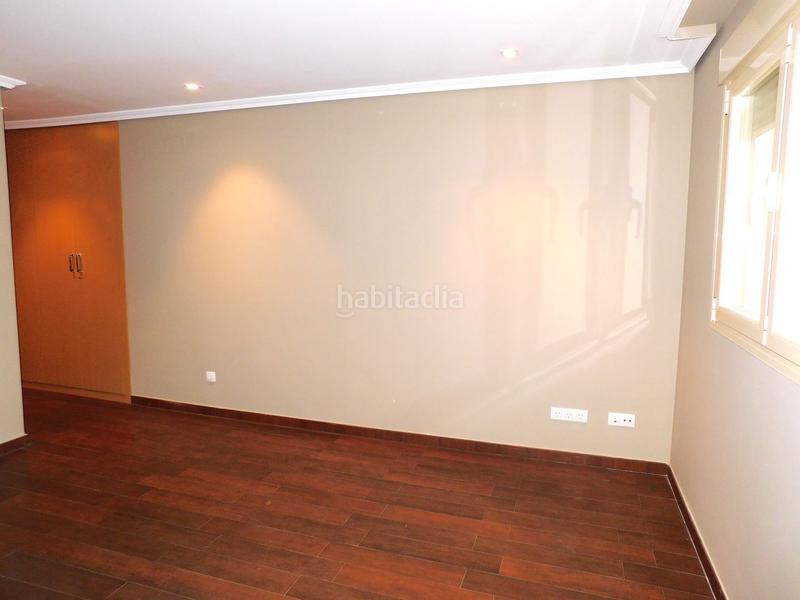Foto a09a0088-8ce0-4d68-8044-dbfb540050e5. Chalet in Colonia Torrelodones