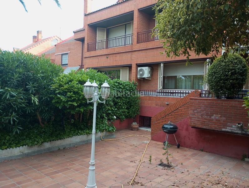 Foto 5f3f386d-36d0-4bcb-a495-f348a90c060c. Chalet en Sector 3 Getafe