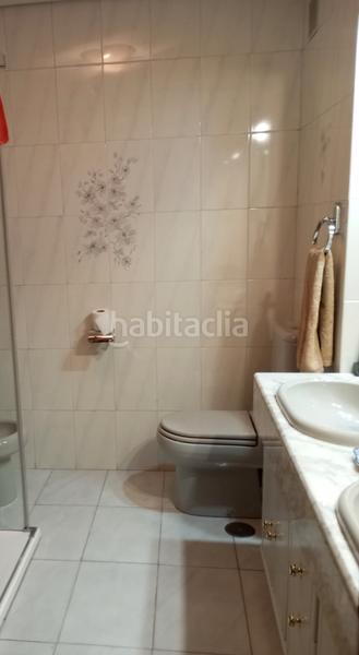 Foto 4bf8c265-fce3-4c1c-8636-5594236a3fd6. Chalet con camino riscaldamento parcheggio piscina in Getafe