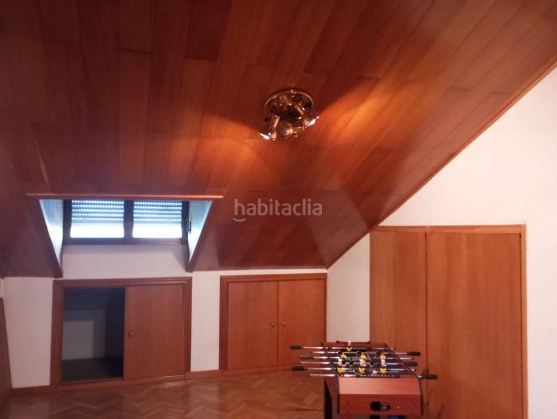 Foto d51a3608-3f6c-4e56-a954-0ad1d53ef983. Chalet con camino riscaldamento parcheggio piscina in Getafe