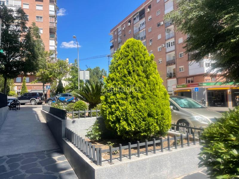 Foto 56cbcadd-0a8a-49fc-96cb-f8b3fe6c509e. Local comercial en Valdezarza Madrid
