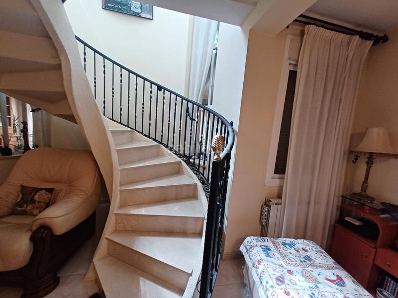 Foto 3466da4f-476c-412e-97c1-ec9efc1634fc. Chalet con camino riscaldamento parcheggio piscina in Moralzarzal