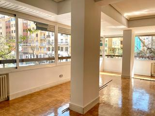 Miete Etagenwohnung  Calle de o'donnell. Alquiler barrio de salamanca (madrid).