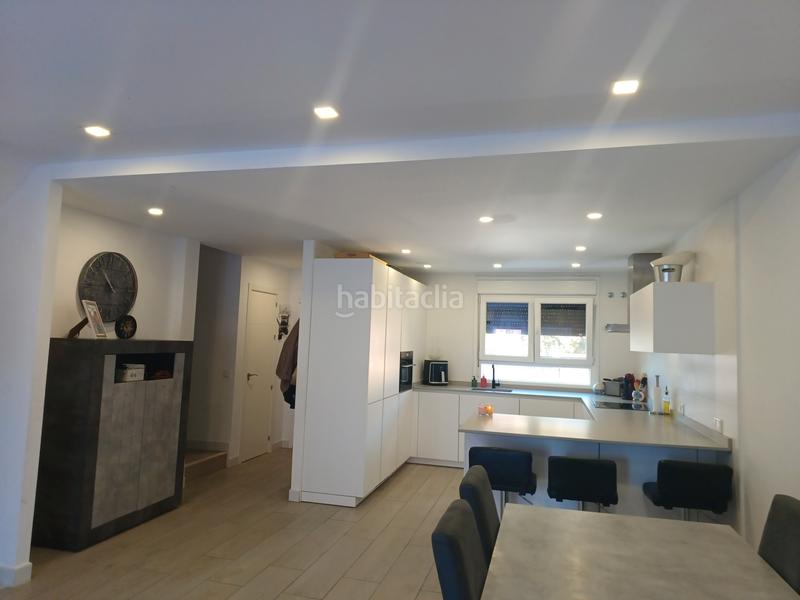 Foto 9fd05734-84e6-411e-bd67-0c7ada4a1b82. Chalet con parcheggio in Iglesia-Estación Moralzarzal