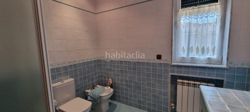 Foto 5709bb93-08d7-42f7-b533-e22afbb36046. Chalet avec cheminée chauffage parking dans Polideportivo-Colonia Moralzarzal