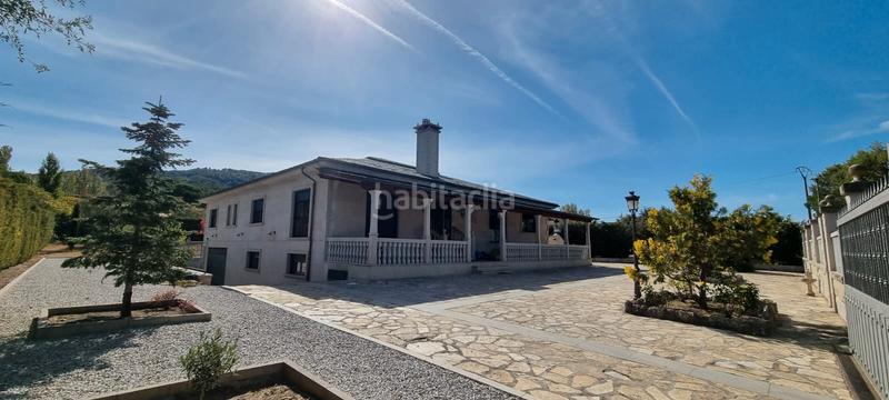 Foto c6c40f2e-e002-4acc-b1b0-8ebd12e03948. Chalet avec cheminée chauffage parking dans Polideportivo-Colonia Moralzarzal