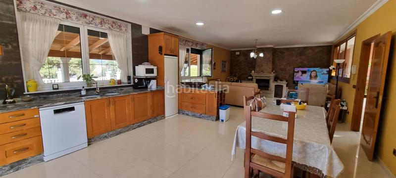 Foto ef8ba601-fd9a-41d1-939c-4882d4f5c064. Chalet avec cheminée chauffage parking dans Polideportivo-Colonia Moralzarzal