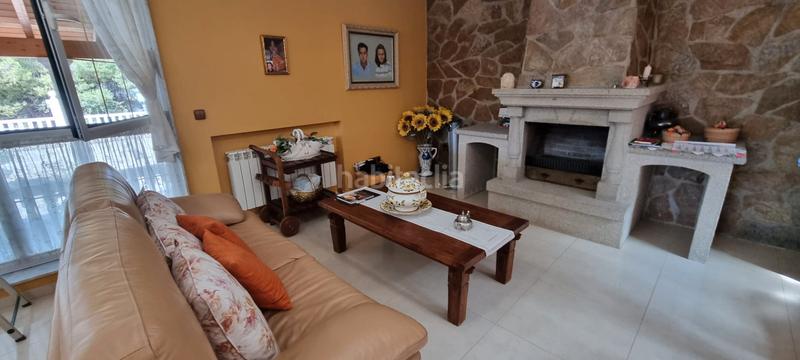 Foto 41def1fa-a1b2-44ff-b194-e62afa226ac2. Chalet con camino riscaldamento parcheggio in Polideportivo-Colonia Moralzarzal