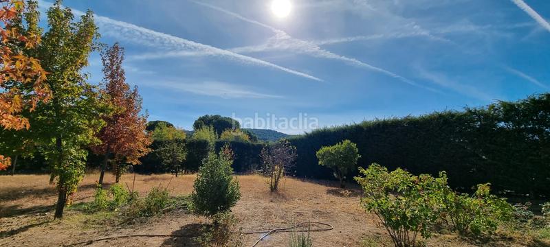 Foto c11584fa-9a61-41fb-a216-79da192bdd7c. Chalet con camino riscaldamento parcheggio in Polideportivo-Colonia Moralzarzal