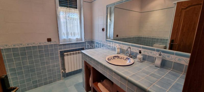 Foto c5858fcf-c407-4a33-804c-29628f6d0b76. Xalet amb xemeneia calefacció aparcament a Polideportivo-Colonia Moralzarzal