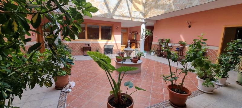 Foto fa047329-b628-48c8-a004-ab069fda83d6. Xalet amb xemeneia calefacció aparcament a Polideportivo-Colonia Moralzarzal