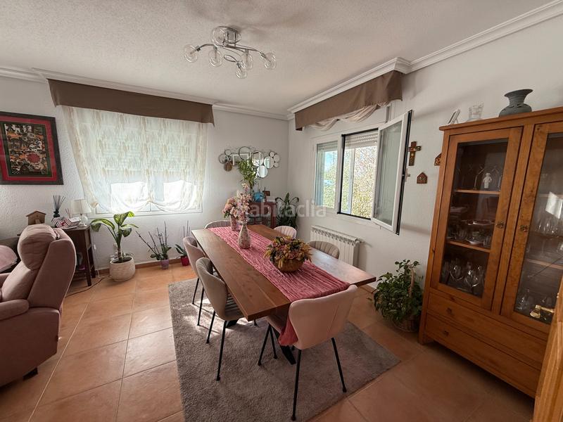 Foto 5a82d5f8-9898-4997-8b91-3d840188414a. Chalet avec cheminée chauffage parking piscine dans Moralzarzal