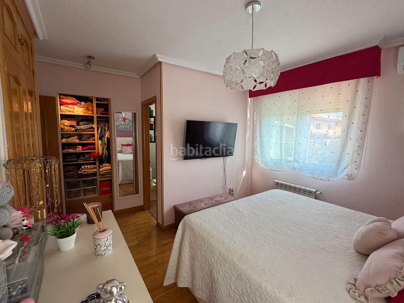 Foto 738f68fd-d32c-4708-8128-96b100121107. Chalet en Colegios Moralzarzal