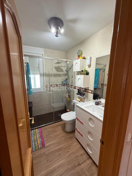 Foto d2e79405-f057-4fef-9f3b-520e1196cc70. Chalet con camino riscaldamento parcheggio piscina in Moralzarzal