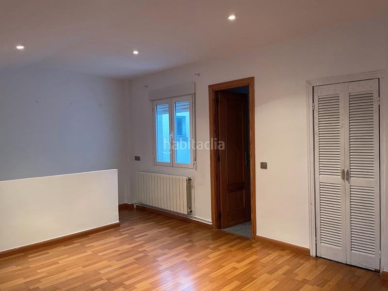 Foto 4cd99900-6c67-4616-bf6d-304cc0eb94b7. Duplex dans calle costa brava 14 dans Los Negrales Collado Villalba