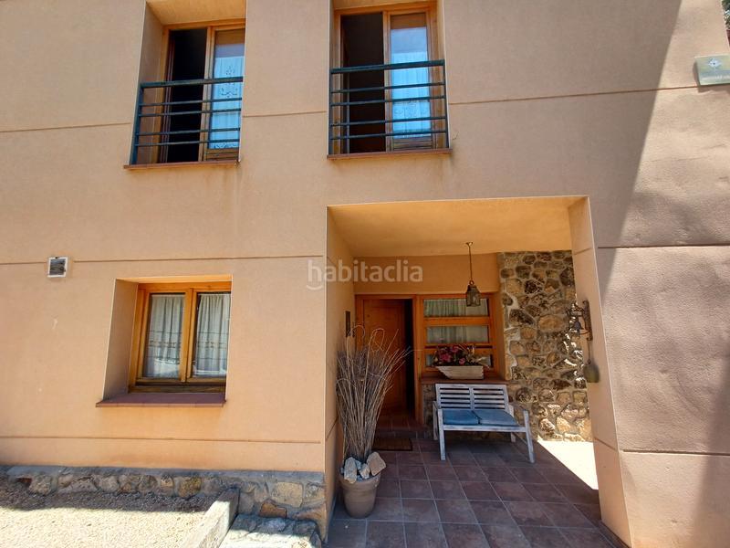 Foto 761ee8b6-1408-4ae6-90bf-4668f57b2fbd. Chalet with fireplace heating in Mataelpino