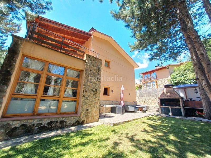 Foto 9ce394fd-dda7-473e-b211-5ab7a3b22fad. Chalet with fireplace heating in Mataelpino