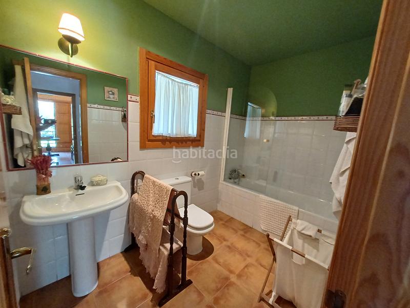 Foto a43c510f-86f0-40e4-9c19-fb1c252b8d3e. Chalet avec cheminée chauffage dans Mataelpino