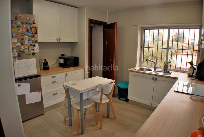 Foto f0552321-ec20-4978-927b-26e83c3dfd23. Chalet with fireplace heating parking pool in Mojadillas-Parque de las Infantas-El Paraiso Valdemorillo