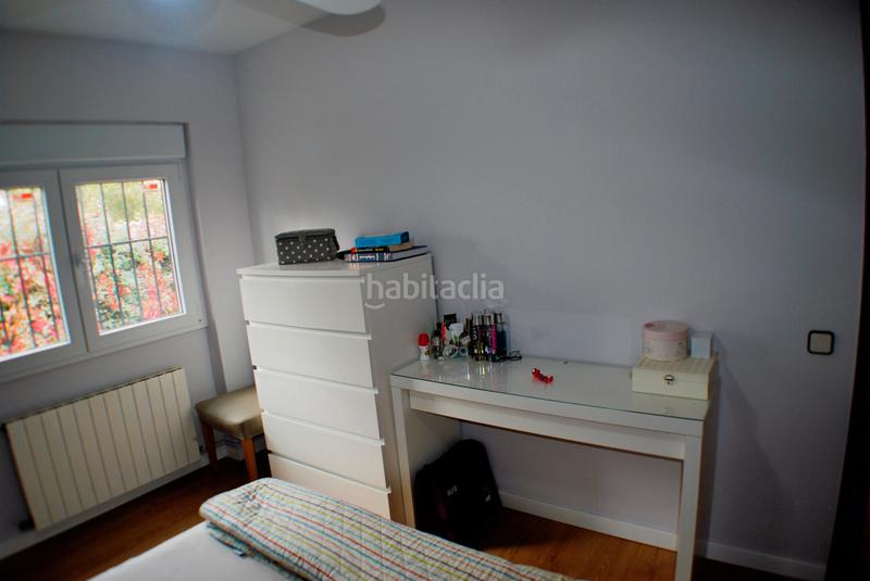 Foto dd7061c0-5a46-4622-a2ec-23b6359b5c65. Chalet con camino riscaldamento parcheggio piscina in Valdemorillo