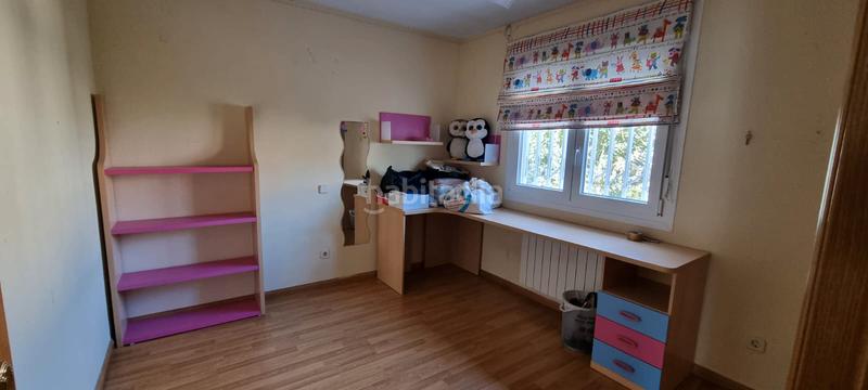 Foto 73f20407-6fa4-4686-8cb8-ffce99dd691e. Chalet with fireplace heating parking in Colegios Moralzarzal