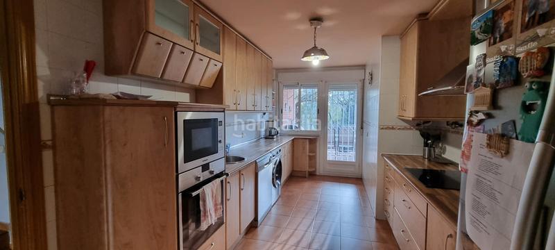 Foto 93a24ce3-eba5-4e48-a3db-cf74a3c82dd0. Chalet with fireplace heating parking in Colegios Moralzarzal