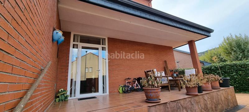 Foto c25cf35e-11e4-4182-8de1-b3a02c6dccc8. Chalet with fireplace heating parking in Colegios Moralzarzal