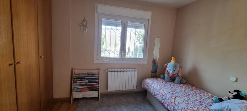 Foto de1c2fd3-be38-4e61-860a-f1ebf5695f64. Chalet with fireplace heating parking in Colegios Moralzarzal