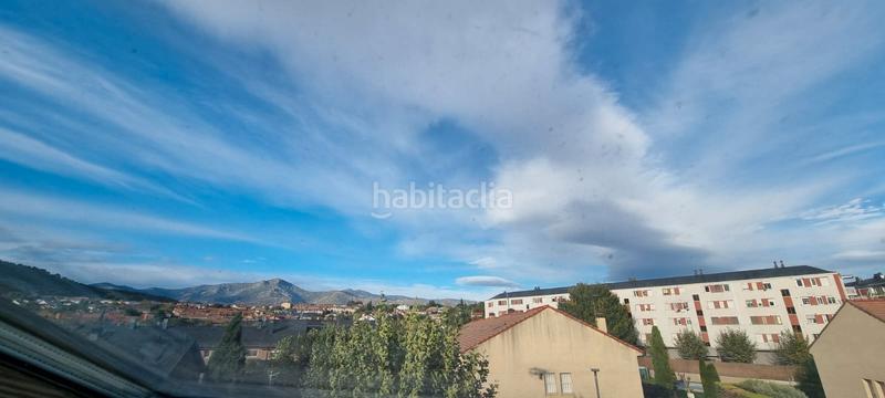 Foto a8bef9d0-b74f-4519-afe9-033b4c563771. Xalet amb xemeneia calefacció aparcament a Colegios Moralzarzal