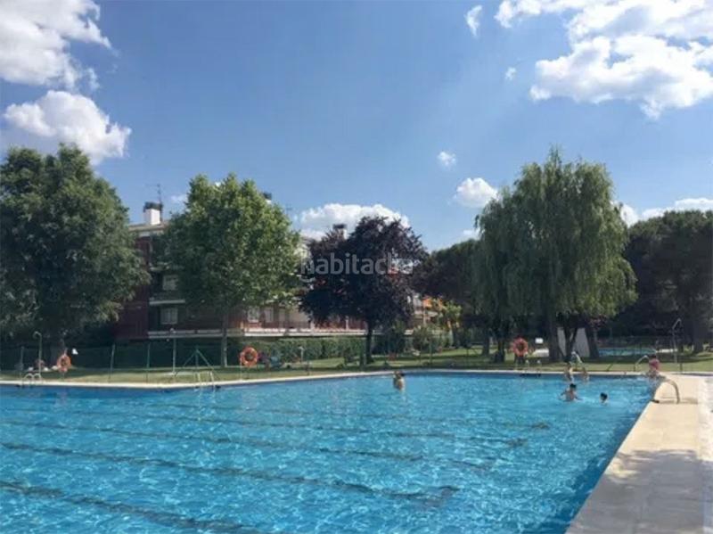 Foto e22ab246-4b9e-4cbc-b1d7-a66df427b693. Piso en Los Negrales Collado Villalba